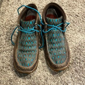 Womens Twisted X Chukka driving moc size 7m